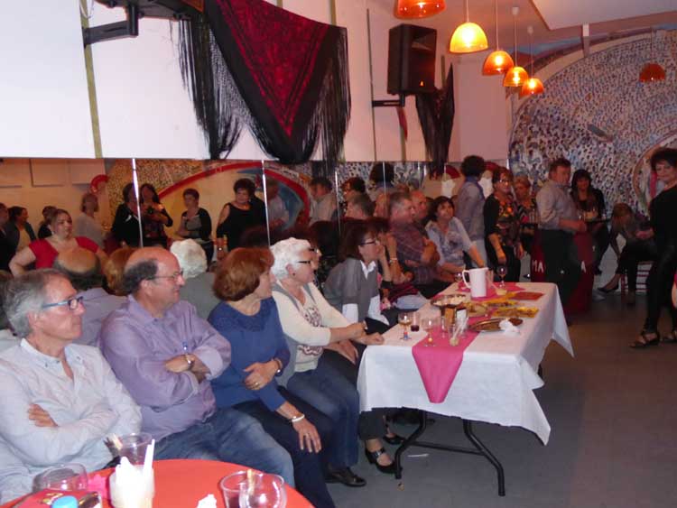 20160413-apero-adherents-Isa-115
