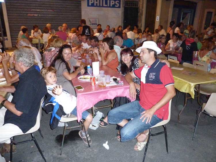 20130817-feria-1--harry-s-pounchous-039