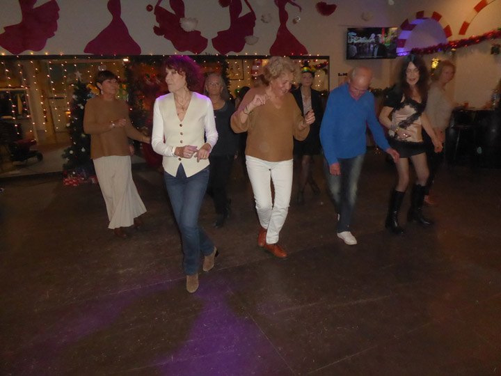 20251126-Catherinettess-039a